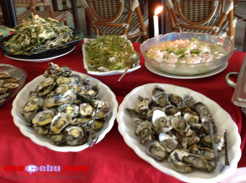 Tongs Restaurant Seafood Buffet in Cebu